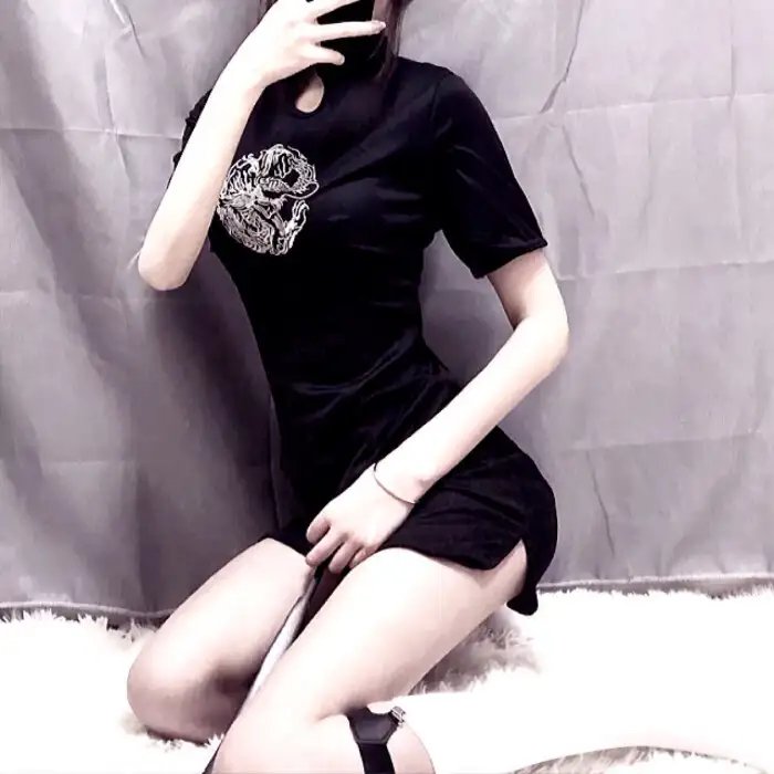 来自火星的恶魔女孩